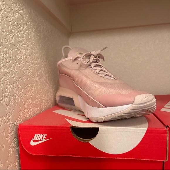 Airmax 2090 - Picture 1 of 3